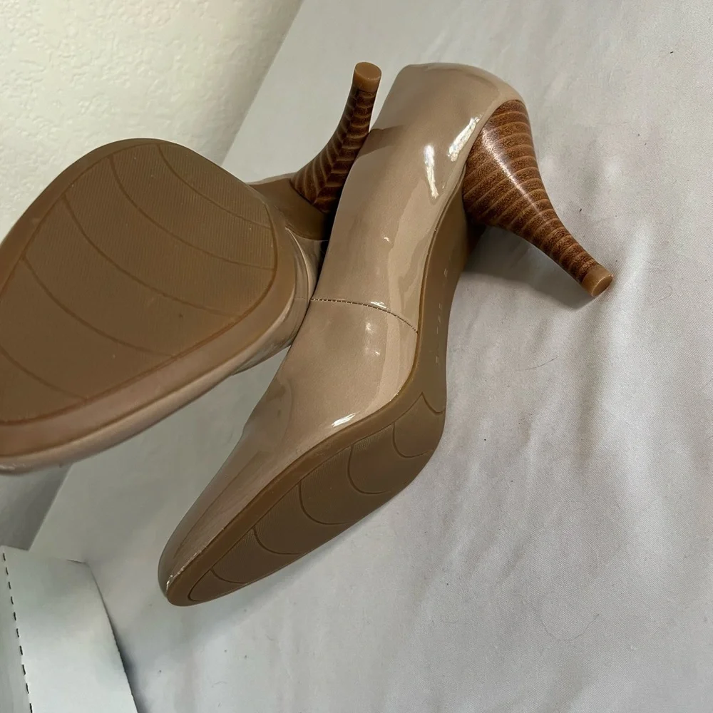 Bandolino Women's Pointy Toe 3.5” Stiletto Heel Pump Size 9 Beige‎ Bd courteous